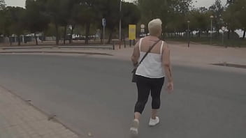 Nuria nueva madura tetona maruja real que se ha puesto en plan carpe diem a hacer locuras tenemos el video de ella fol