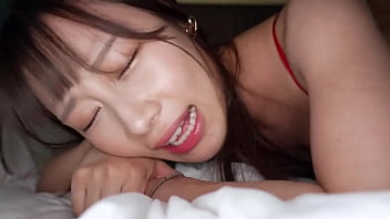 パート3 大人の雰囲気漂うエロい女、ほのかさん23歳が登場。超積極的な責めであっさりフェラ抜き！シャワーを浴びた後はイチャ甘な中出しハメ撮り！！