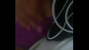 Novinha Mostrando O Peito Ao Vivo No Periscope thumbnail