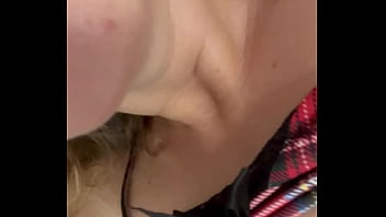 Bonjour à tous je suis dispos pour les show privée