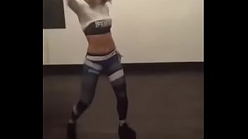 Amazing twerking