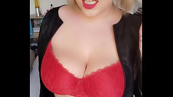 L'intégralité de la vidéo se trouve juste en dessous dans le