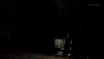 Metendo entre as árvores