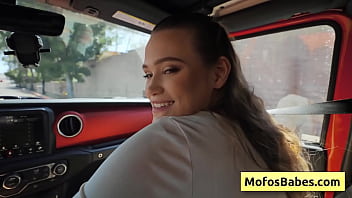 Cutie blondie sucking big dick in the car and swallow this fat dick