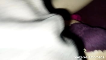 O corno chupou minha buceta toda gozada deixando limpinha