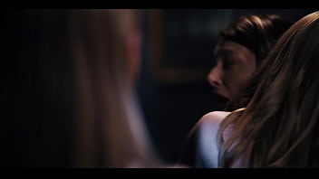 Lesbian vampire slayers octavia red preys on blonde babe tiffany tatum