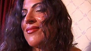 Curly Brunette Masturbates thumbnail