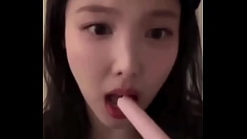 Kpop twice nayeon joi