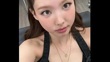 Kpop twice nayeon joi