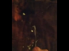 Play MP4 - Cumshot&period; Large one