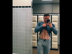 Play MP4 - Con cặc anh n&agrave;y d&agrave;i ngoẵng l&agrave; c&aacute;i chắc&excl;