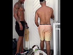 Play MP4 - Hetero queria fuder na rua