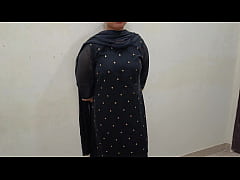 Play MP4 - Indian college babe was meet boyfriend after five yers ago and fucking hard in doggy style outdoor