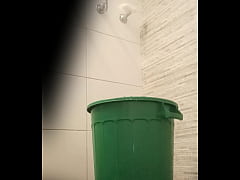 Play MP4 - argentina en la ducha depil&aacute;ndose el co&ntilde;o cerradito