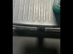 Play MP4 - Viens renifler mes soles