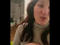 Play MP4 - &colon;&rpar;