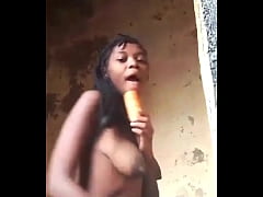 Play MP4 - Jocilena - squirting using carrots