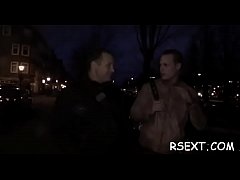 Play MP4 - Playgirl gets mouth drilled