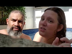 Play MP4 - Viciados em troca de casal&comma; sexo a tr&ecirc;s e festas de swing&period;