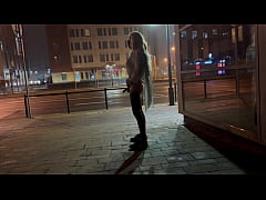 Play MP4 - BIG DICK AND JUICY ASS EXHIBITIONIST SHEMALE FLASH CITY CROSSROAD OUTDOOR