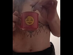 Play MP4 - Bonjour mes coquins je vous offre le caf&eacute;