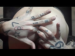 Play MP4 - Melvin C dedo y polla