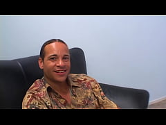 Play MP4 - Fucking mom Darryl Hanah