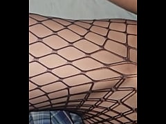 Play MP4 - Delicate skinny gives me her body