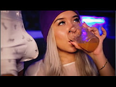 Play MP4 - Colombian blonde takes out her 's cock and sucks it passionately for you