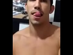 Play MP4 - Diego Mineiro mostrando seu dote