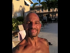 Play MP4 - HAPPY GUY BY THE POOL