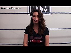 Play MP4 - Interview with Kristiana