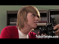 Play MP4 - Young teacher Andy Kay sucked by blond student Atlanta Grey