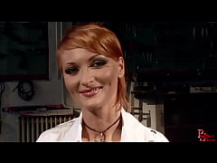 Play MP4 - Interview with the seductive gorgeous and hot and kinky milf Leonie&period;