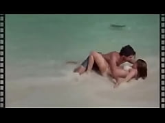 Play MP4 - River Fuck