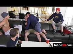 Play MP4 - Stepbrothers needed the space for themselves