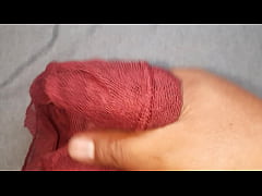 Play MP4 - Me vuelvo a venir en el cachetero de mi mejor amiga