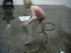 Play MP4 - Renegade Warehouse Waterpark in Compton