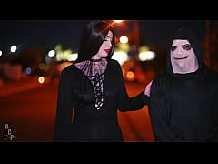 Play MP4 - Morticia Cheats on Gomez with uncle Fester Adams Family Fuck