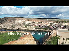 Play MP4 - Drone Vlog 2 - Pilot Daisy HIGH in the SKY