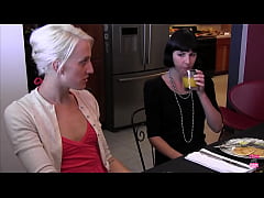 Play MP4 - The skinny brunette makes a perfect horny slut for her lesbian mistress