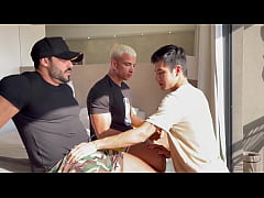 Play MP4 - Chamei meu amigo gringo pra fuder o japinha safado&period; Free