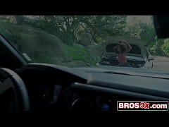 Play MP4 - Stranded Black Hottie Fucked by a Good Samaritan - Cecilia Lion