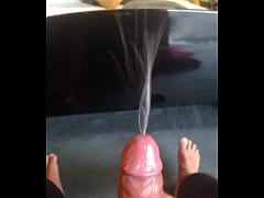 Play MP4 - xplosive cumshot