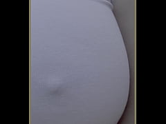 Play MP4 - Wifey goes braless in public