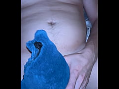 Play MP4 - Seul dans ma chambre pendant que mes voisins dorment&period;