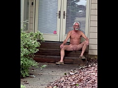 Play MP4 - Thinking outside on the back porch