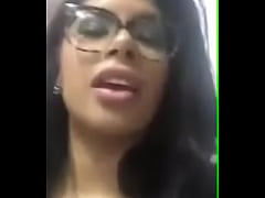 Play MP4 - La chica del bigmac doble carne