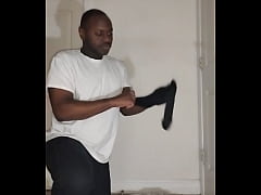 Play MP4 - I couldn't afford to go shopping for wrist bands to wear on my wrist so I chose to make wrist bands out of socks from home for free instead