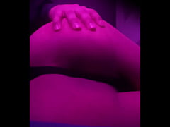 Play MP4 - big butted femboy plays with his ass &colon;3